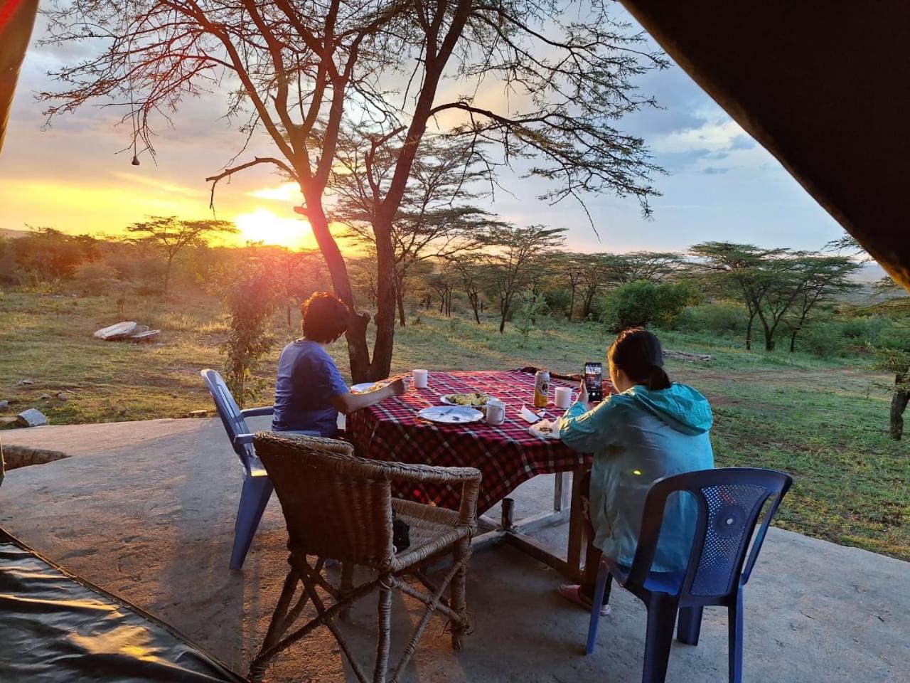Maasai Mara Safari Camp In Kenya Bed & Breakfast Sekenani Luaran gambar